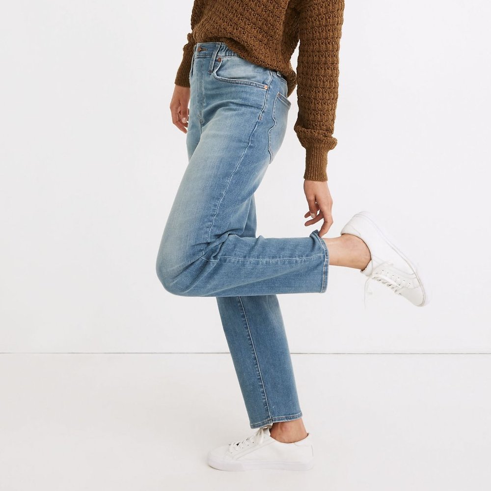Madewell Relaxed Fit Stretch Pull-on Mom Style Jeans in Keefe Medium Wash Sz 28